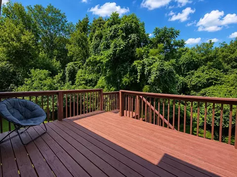 Exterior - 3333 S Lakeside Ave, Springfield, MO 65804 photo 3 of 9