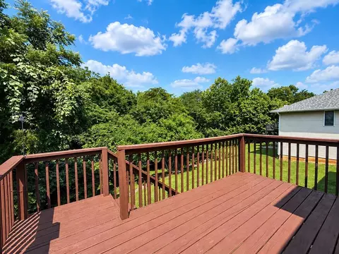 Exterior - 3333 S Lakeside Ave, Springfield, MO 65804 photo 4 of 9
