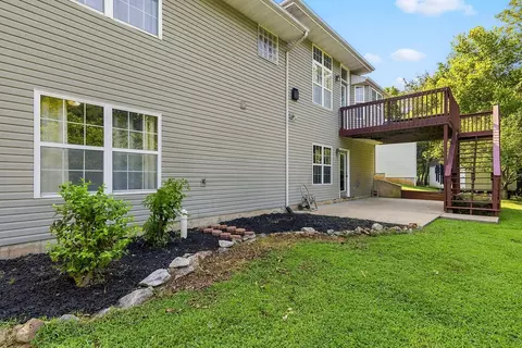 Exterior - 3333 S Lakeside Ave, Springfield, MO 65804 photo 6 of 9