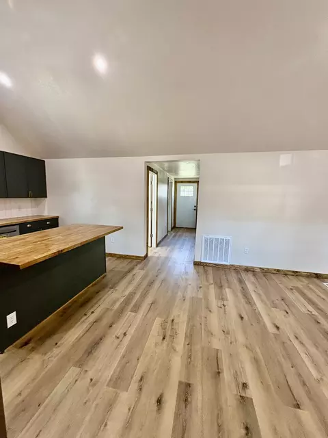 Entry Way - 306 E 17th St, Lockwood, MO 65682 photo 1 of 2
