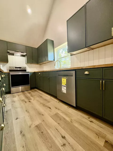 Kitchen - 306 E 17th St, Lockwood, MO 65682 photo 2 of 6
