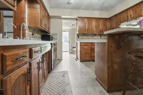 Kitchen - 1114 Vermule Rd, Billings, MO 65610 photo 1 of 6