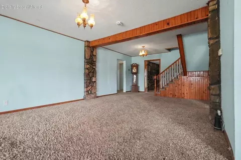 Living - 1114 Vermule Rd, Billings, MO 65610 photo 4 of 4
