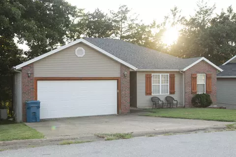 Exterior - 210 Eagle Dr, Forsyth, MO 65653 photo 2 of 14