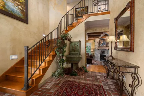 Entry Way - 3810 E Turtle Hatch Rd, Springfield, MO 65809 photo 2 of 14