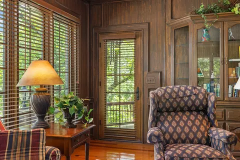 Entry Way - 3810 E Turtle Hatch Rd, Springfield, MO 65809 photo 6 of 14