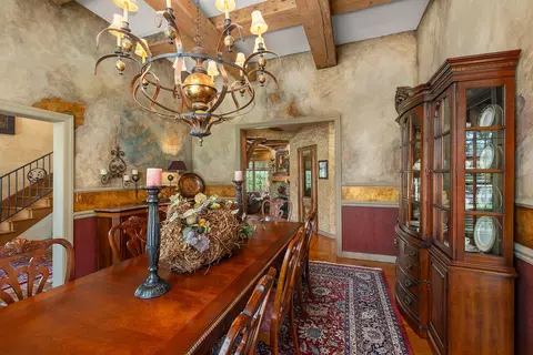 Dining - 3810 E Turtle Hatch Rd, Springfield, MO 65809 photo 3 of 4