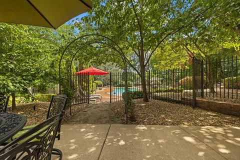 Exterior - 3810 E Turtle Hatch Rd, Springfield, MO 65809 photo 9 of 45