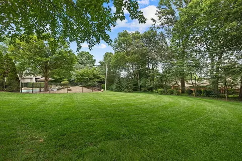 Exterior - 3810 E Turtle Hatch Rd, Springfield, MO 65809 photo 17 of 45