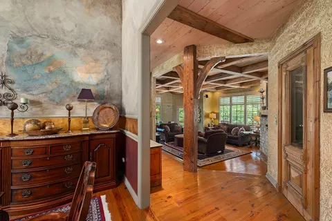 Entry Way - 3810 E Turtle Hatch Rd, Springfield, MO 65809 photo 7 of 14