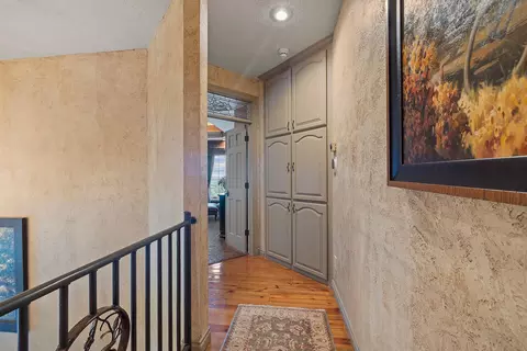 Entry Way - 3810 E Turtle Hatch Rd, Springfield, MO 65809 photo 12 of 14