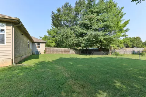 Exterior - 2098 N Preakness Dr, Nixa, MO 65714 photo 7 of 8