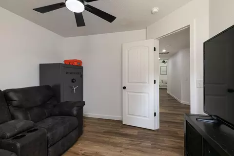 Entry Way - 2098 N Preakness Dr, Nixa, MO 65714 photo 7 of 7