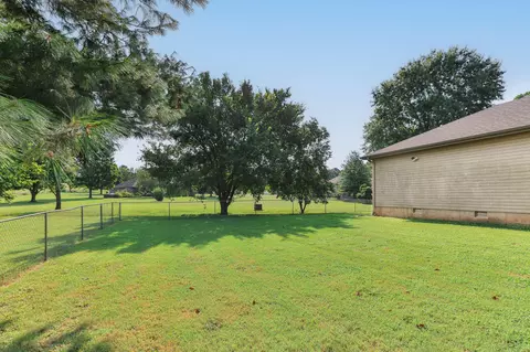 Exterior - 2098 N Preakness Dr, Nixa, MO 65714 photo 8 of 8