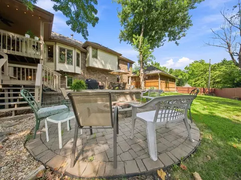 Exterior - 862 W Kingsway Dr, Springfield, MO 65810 photo 25 of 31