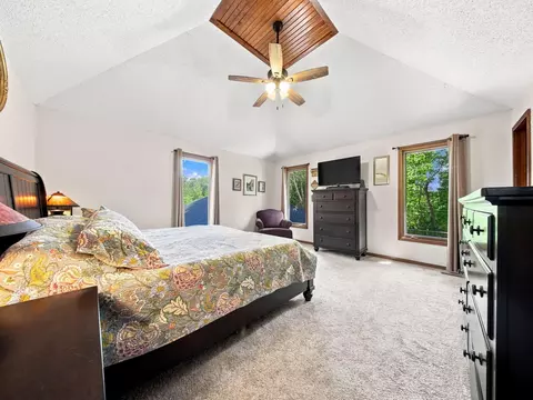 Bedroom - 862 W Kingsway Dr, Springfield, MO 65810 photo 1 of 5