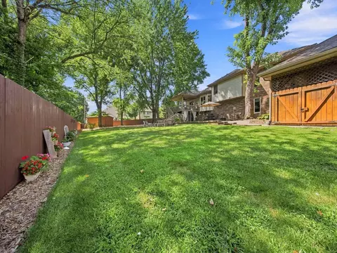 Exterior - 862 W Kingsway Dr, Springfield, MO 65810 photo 13 of 31