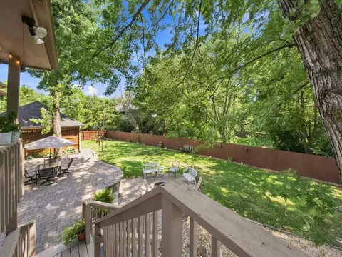 Exterior - 862 W Kingsway Dr, Springfield, MO 65810 photo 19 of 31