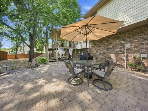 Exterior - 862 W Kingsway Dr, Springfield, MO 65810 photo 14 of 31