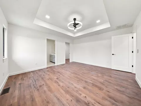 Bedroom - 4397 S Hemlock Ave, Springfield, MO 65810 photo 1 of 15