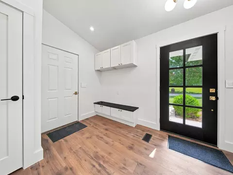 Entry Way - 4397 S Hemlock Ave, Springfield, MO 65810 photo 1 of 2