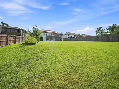 Exterior - 4397 S Hemlock Ave, Springfield, MO 65810 photo 17 of 18