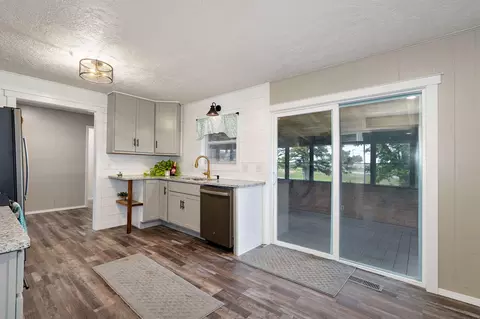 Kitchen - 304 Summit St, Cabool, MO 65689 photo 1 of 3