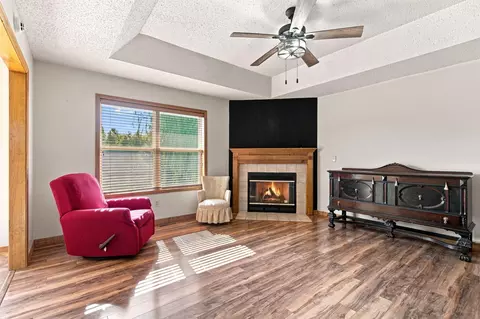 Living - 970 Creekside Pl, Nixa, MO 65714 photo 4 of 7