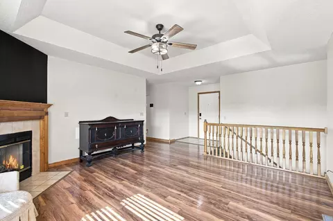 Living - 970 Creekside Pl, Nixa, MO 65714 photo 2 of 7