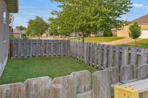 Exterior - 610 E Katella Cir, Nixa, MO 65714 photo 7 of 11