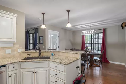 Kitchen - 610 E Katella Cir, Nixa, MO 65714 photo 3 of 4