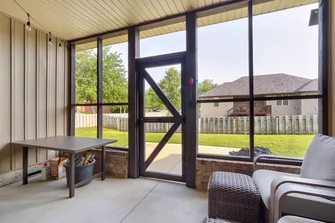Exterior - 610 E Katella Cir, Nixa, MO 65714 photo 4 of 11