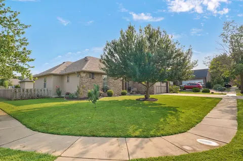 Exterior - 610 E Katella Cir, Nixa, MO 65714 photo 3 of 11