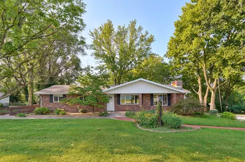 Exterior - 3060 E Gasconade St, Springfield, MO 65804 photo 2 of 11