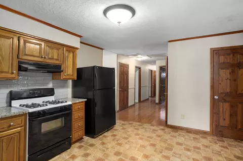 Entry Way - 3060 E Gasconade St, Springfield, MO 65804 photo 1 of 1