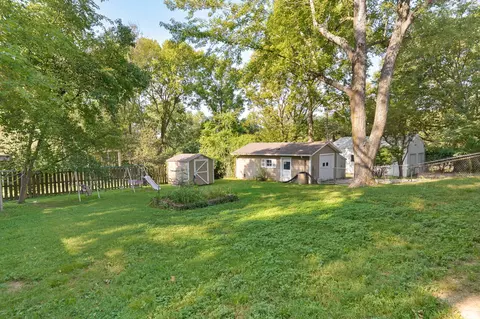 Exterior - 3060 E Gasconade St, Springfield, MO 65804 photo 7 of 11