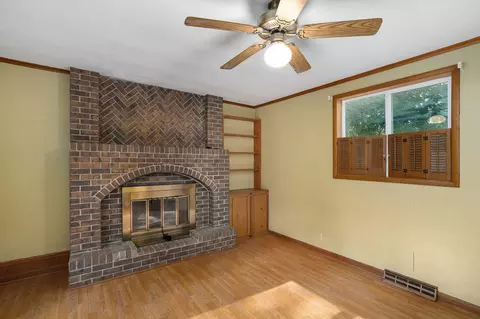 Living - 3060 E Gasconade St, Springfield, MO 65804 photo 7 of 8