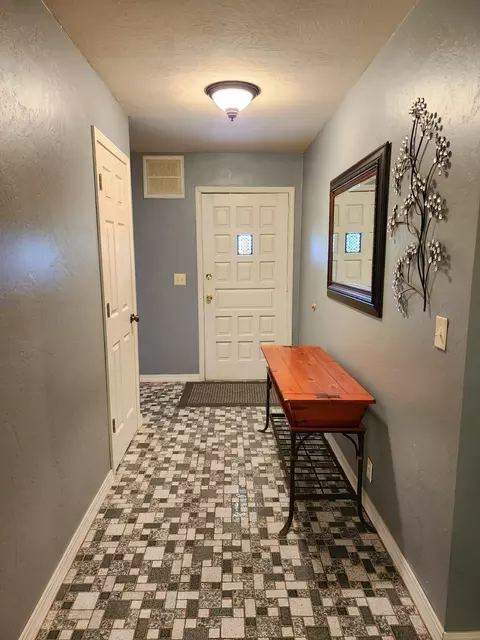 Entry Way - 503 Cedar Ridge Rd, Strafford, MO 65757 photo 2 of 2