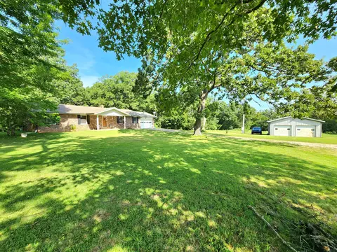 Exterior - 503 Cedar Ridge Rd, Strafford, MO 65757 photo 4 of 12