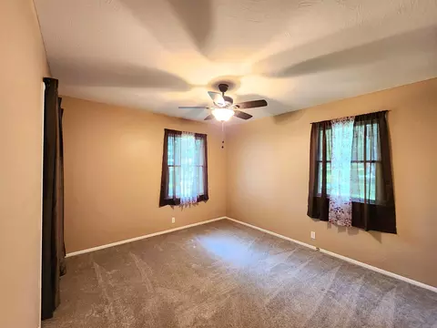 Bedroom - 503 Cedar Ridge Rd, Strafford, MO 65757 photo 5 of 6