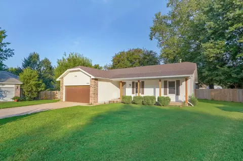 Exterior - 3432 W Regal Ct, Springfield, MO 65807 photo 3 of 10