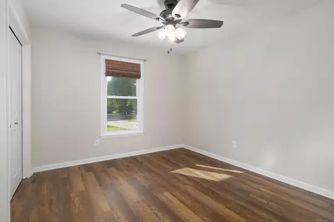 Bedroom - 3432 W Regal Ct, Springfield, MO 65807 photo 3 of 3