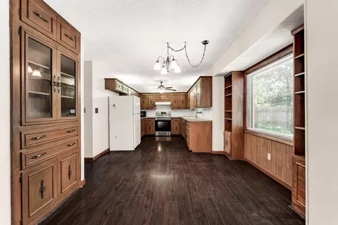 Other - 1543 E Glenwood St, Springfield, MO 65804 photo 1 of 9