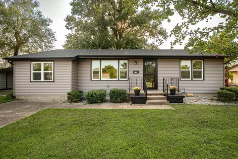 1108 S Jackson St, El Dorado Springs, MO 64744
