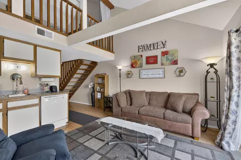 Living - 7 Hunters Cv #7, Branson, MO 65616 photo 3 of 3