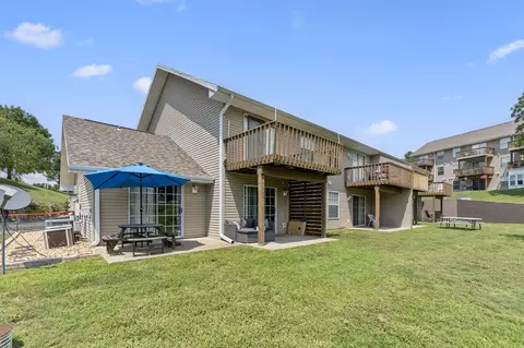 Exterior - 7 Hunters Cv #7, Branson, MO 65616 photo 3 of 8
