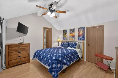 Bedroom - 7 Hunters Cv #7, Branson, MO 65616 photo 3 of 4
