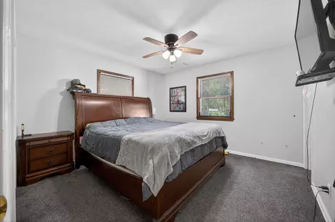 Bedroom - 1347 S Arcadia Ave, Springfield, MO 65804 photo 2 of 4