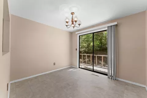 Dining - 273 Jupiter Way, Branson, MO 65616 photo 2 of 2