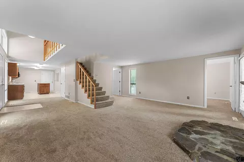 Living - 273 Jupiter Way, Branson, MO 65616 photo 3 of 4
